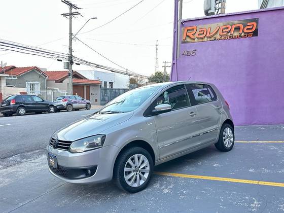VOLKSWAGEN FOX 1.6 MI 8V FLEX 4P MANUAL VOLKSWAGEN FOX 1.6 MI 8V FLEX 4P MANUAL